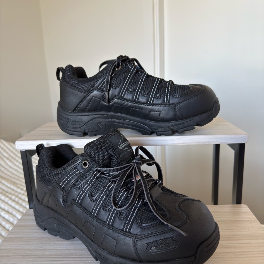 WORKLOAD CSA Certified Safety Boots – New with Tags – Size US 7 / EUR 40